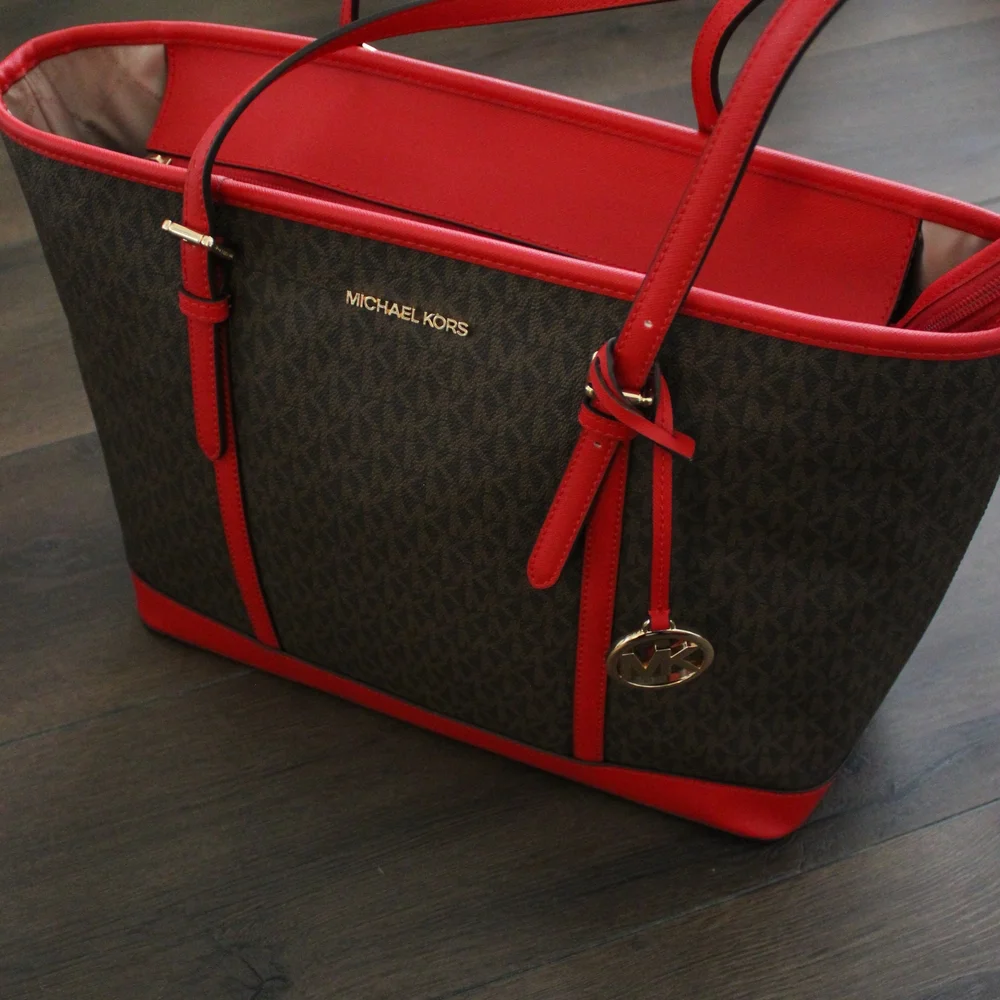 Michael Kors Red Trim Signature Tote Bag - Picture 2 of 11